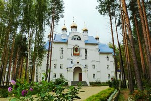 Среднеуральский монастырь