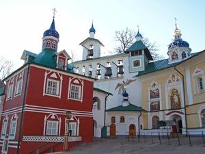 Псково- печерский монастырь в Москве